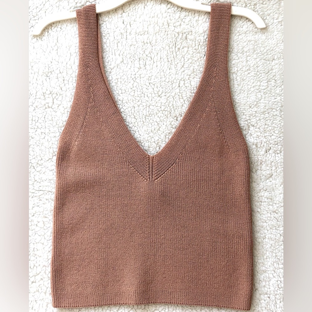 H&M Cropped Knit Tank Top size 2